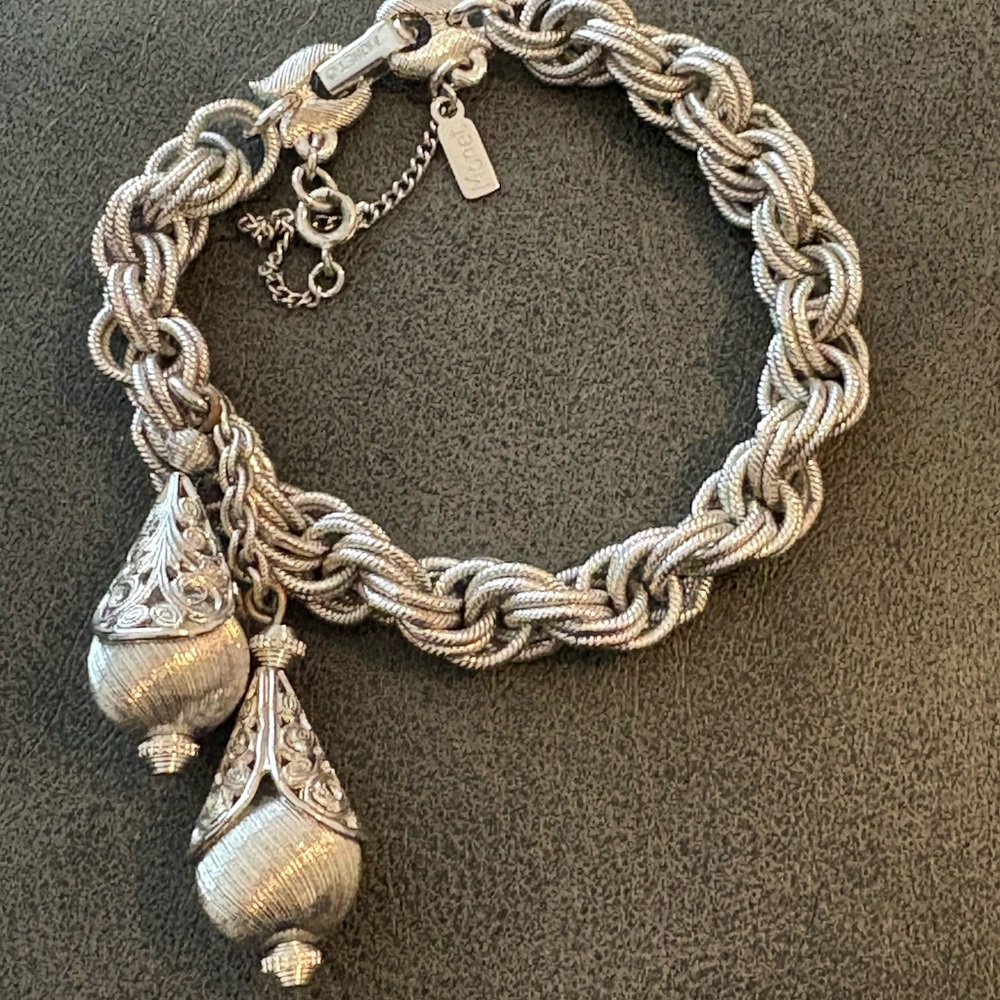 Vintage signed Monet Bracelet